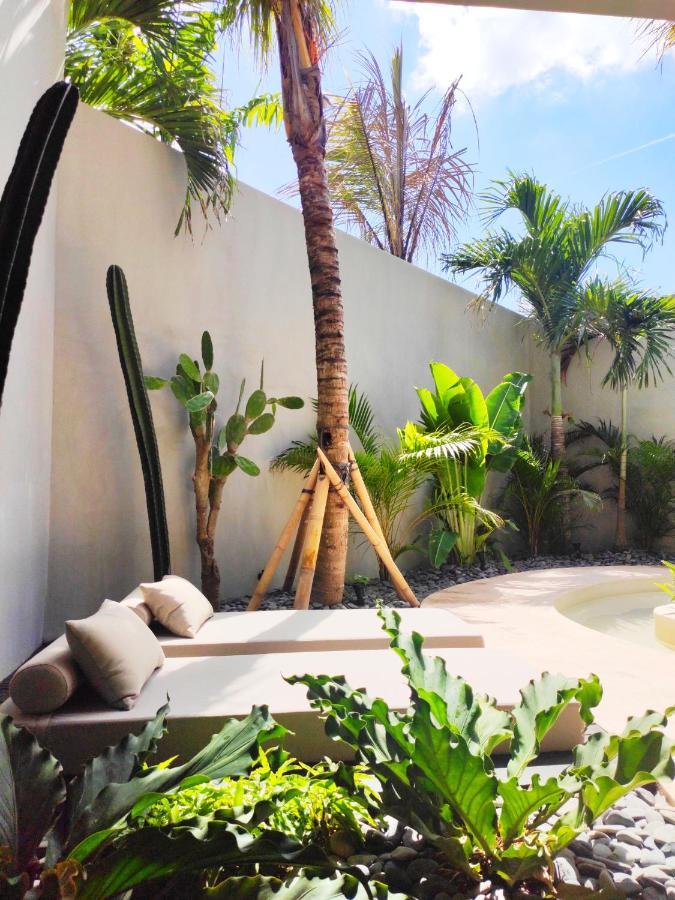Villa Feh Bali By House Of Winds - Neo Tropical Eden Near Canggu Kerobokan Eksteriør billede