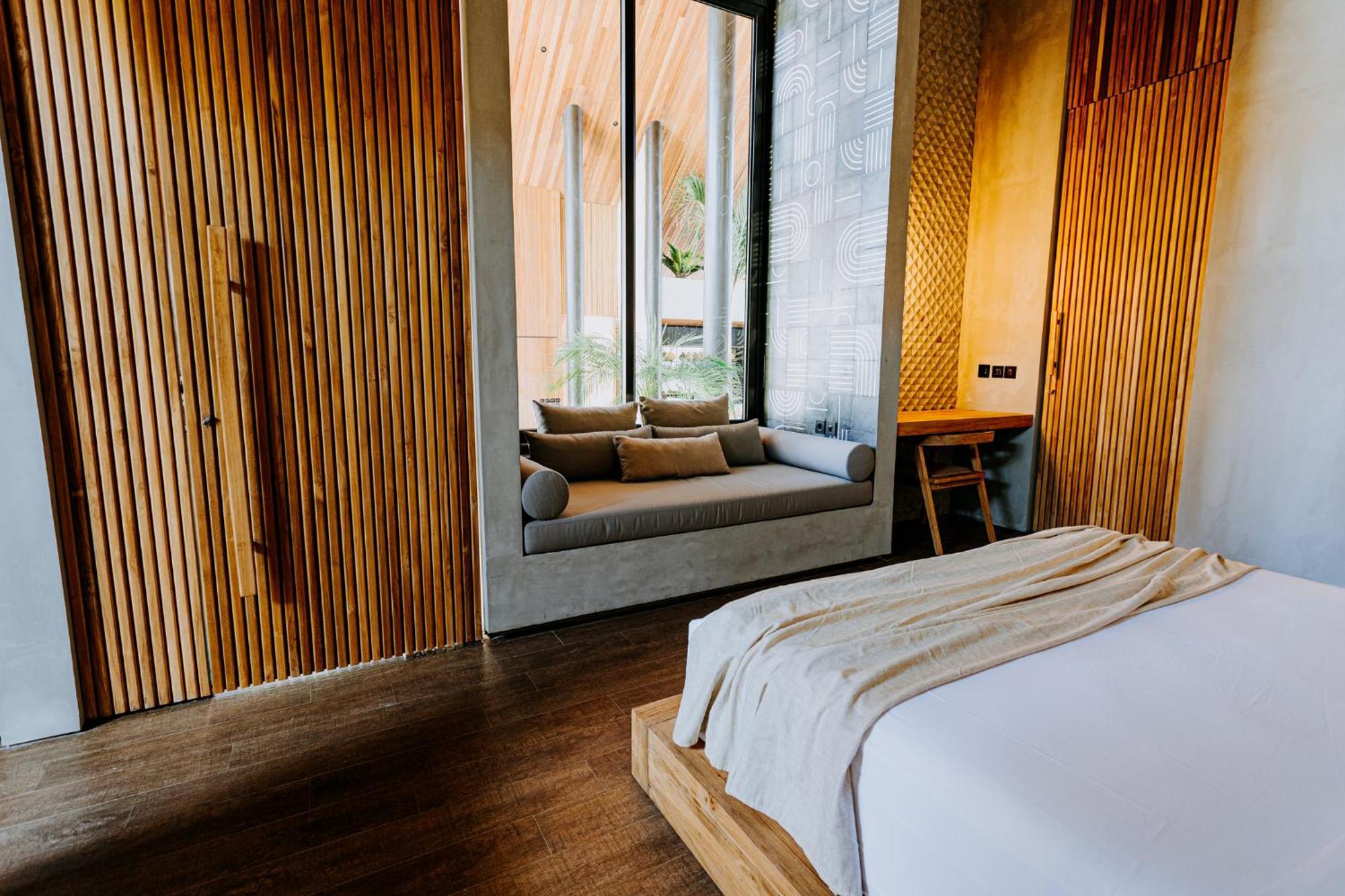 Villa Feh Bali By House Of Winds - Neo Tropical Eden Near Canggu Kerobokan Eksteriør billede