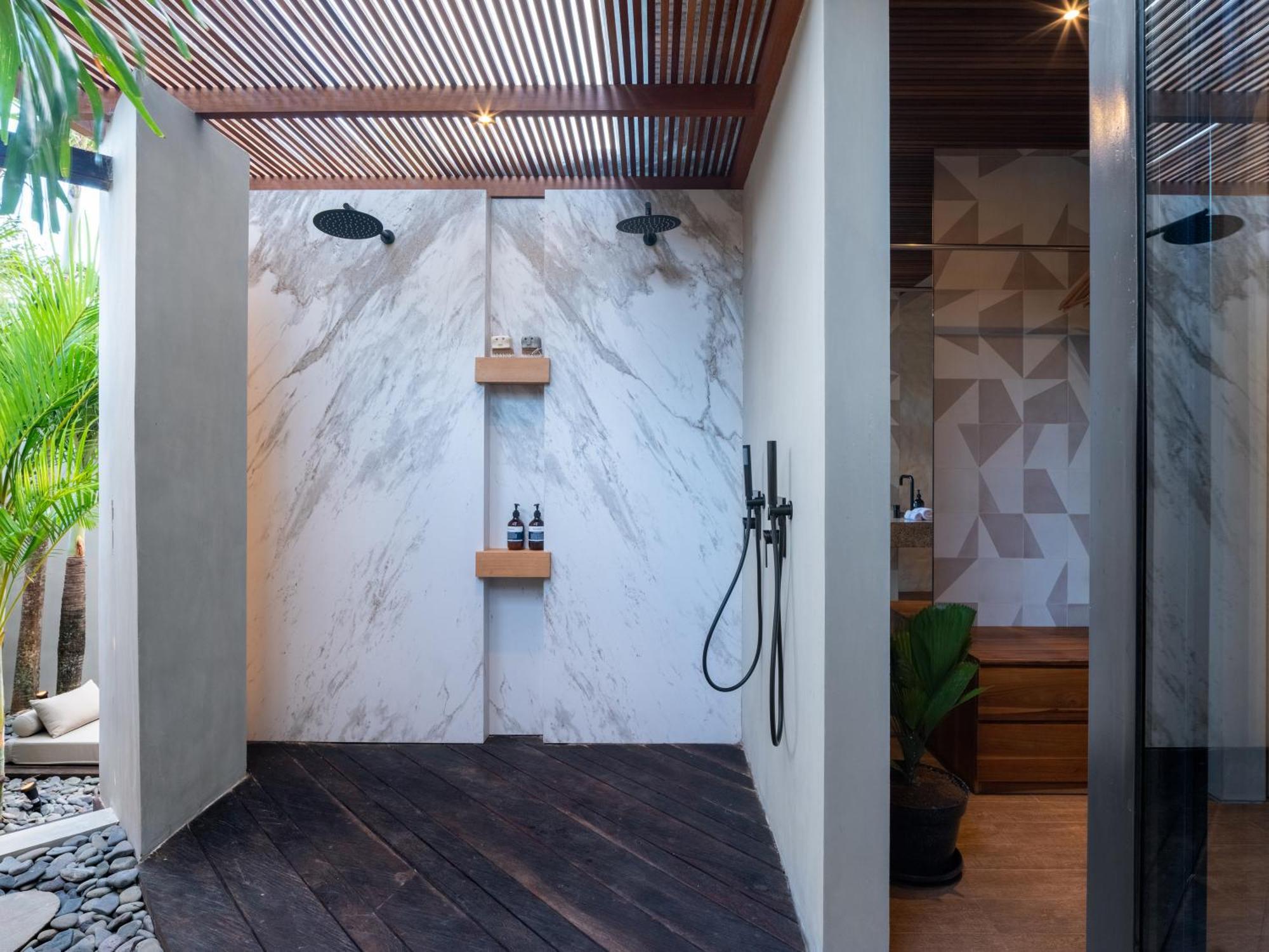 Villa Feh Bali By House Of Winds - Neo Tropical Eden Near Canggu Kerobokan Eksteriør billede