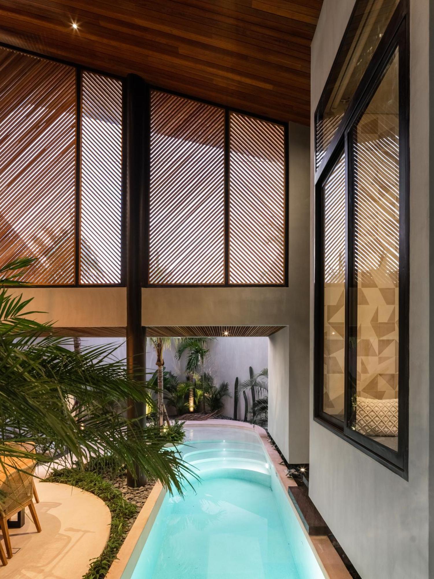 Villa Feh Bali By House Of Winds - Neo Tropical Eden Near Canggu Kerobokan Eksteriør billede